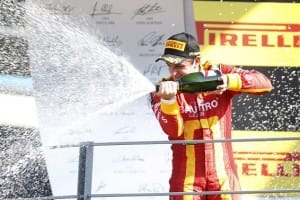 Leimer scorches to feature win